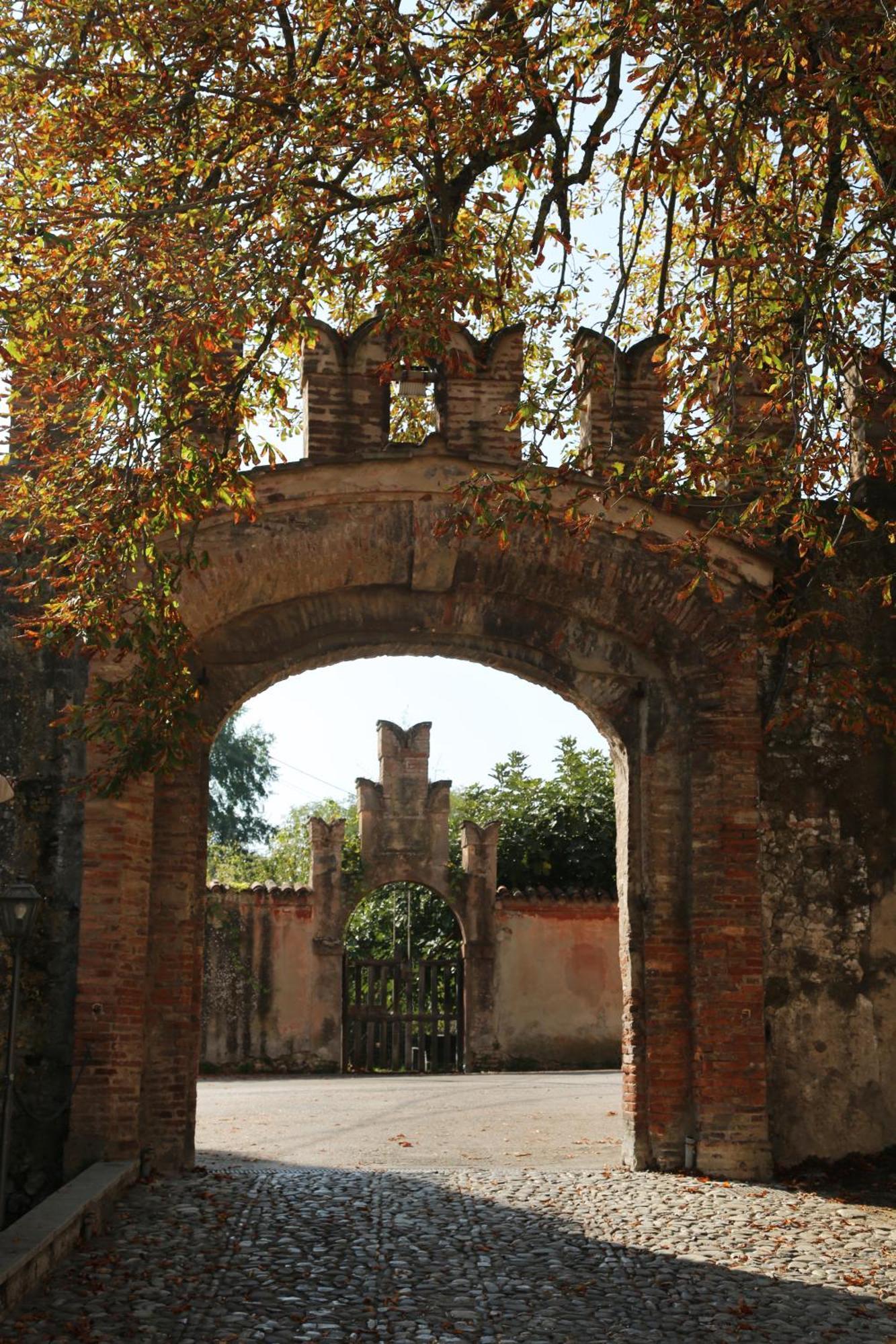 Palazzo De' Rossi Hotel Sasso Marconi Extérieur photo